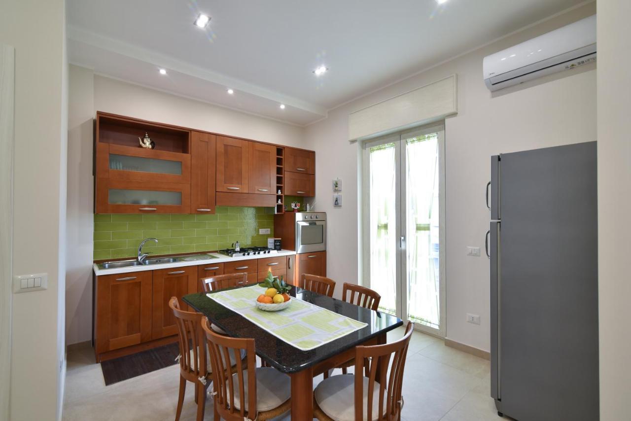 Virginia'S House Apartment Torre Annunziata Exterior photo