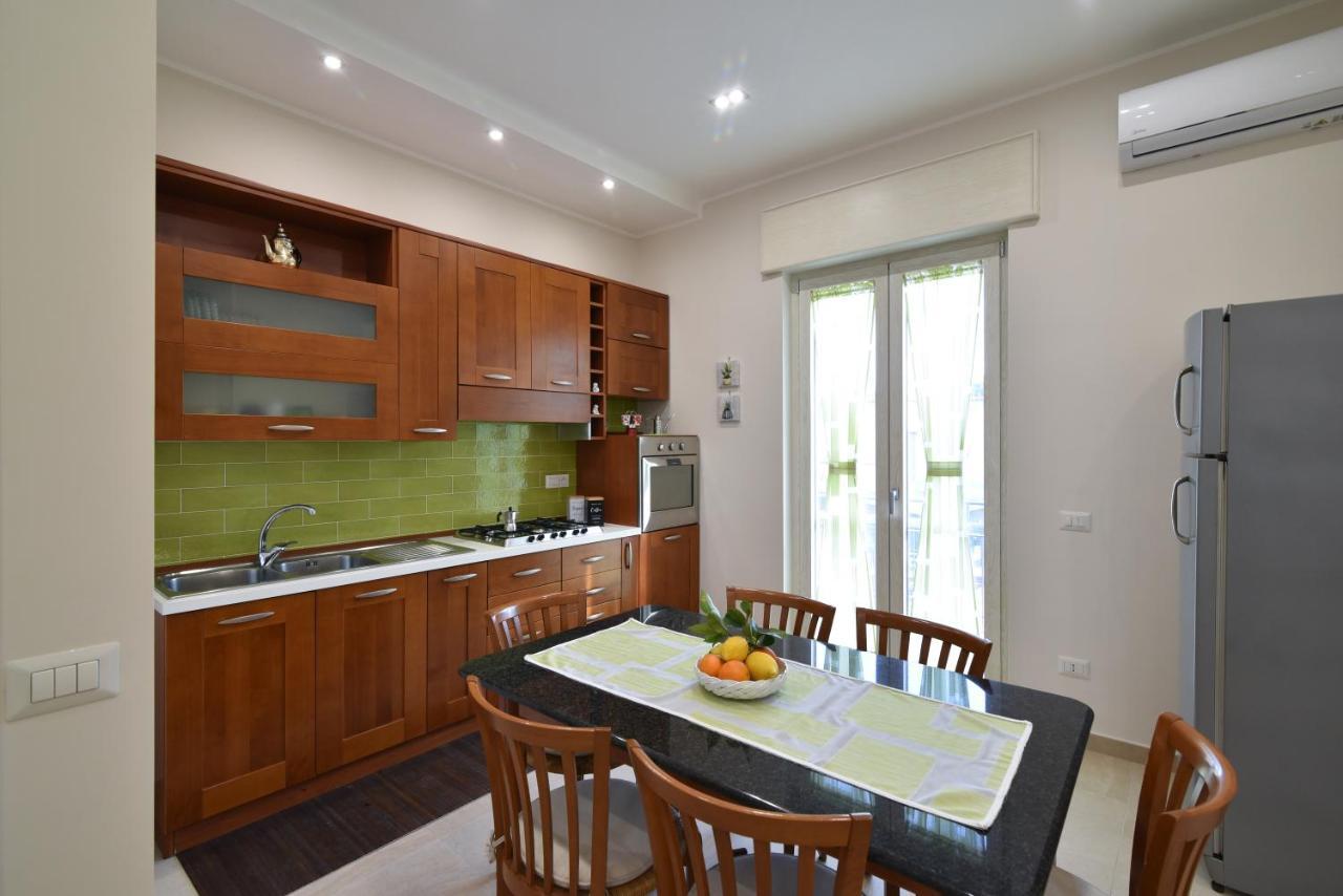 Virginia'S House Apartment Torre Annunziata Exterior photo